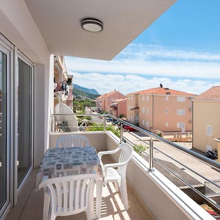 Apartmani Vujcic Makarska Esterno foto