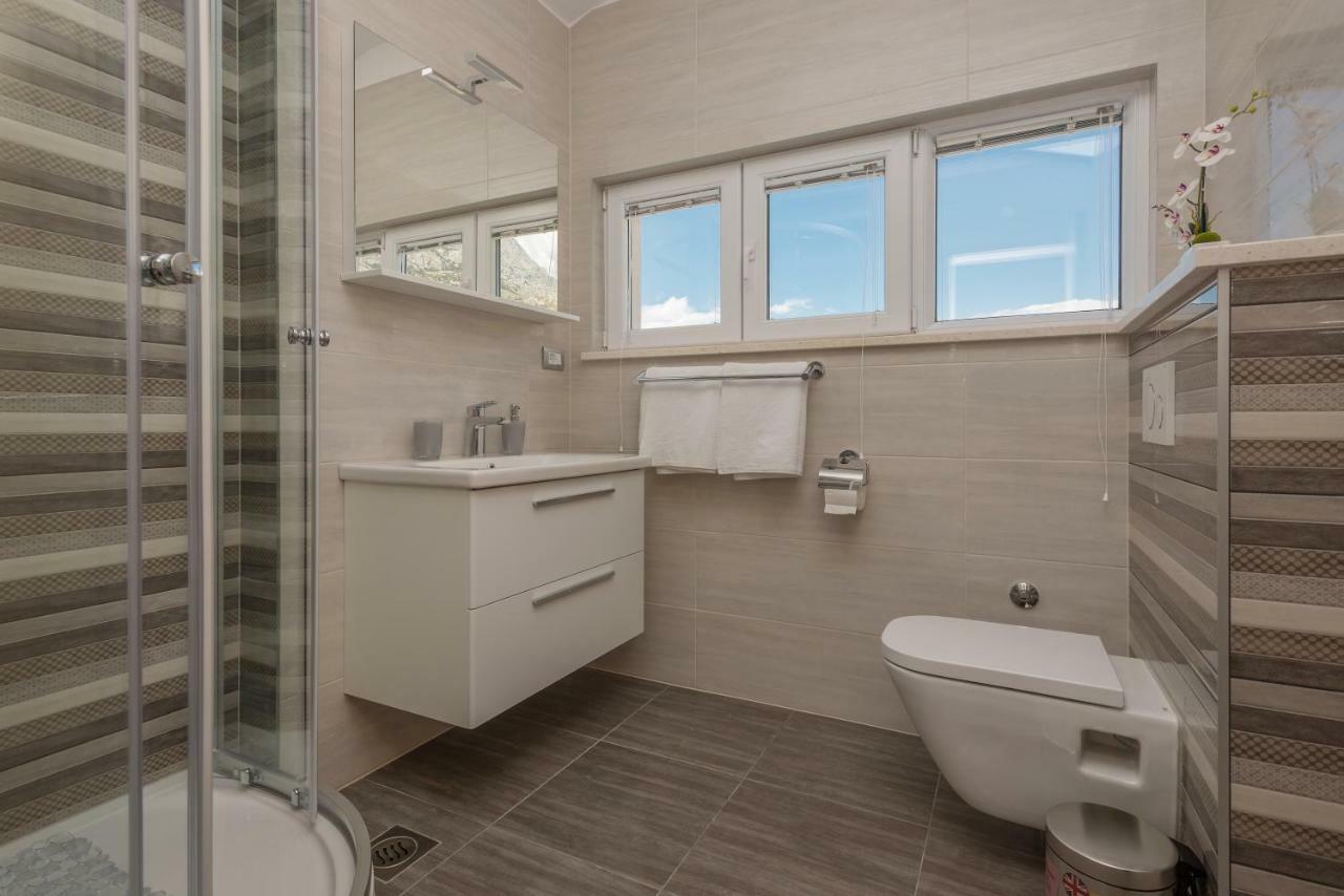 Apartmani Vujcic Makarska Esterno foto