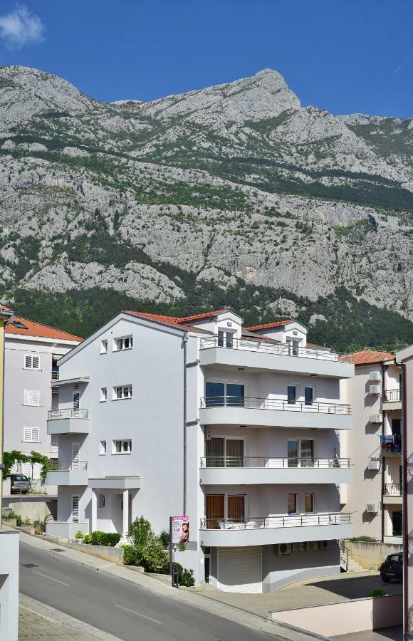 Apartmani Vujcic Makarska Esterno foto